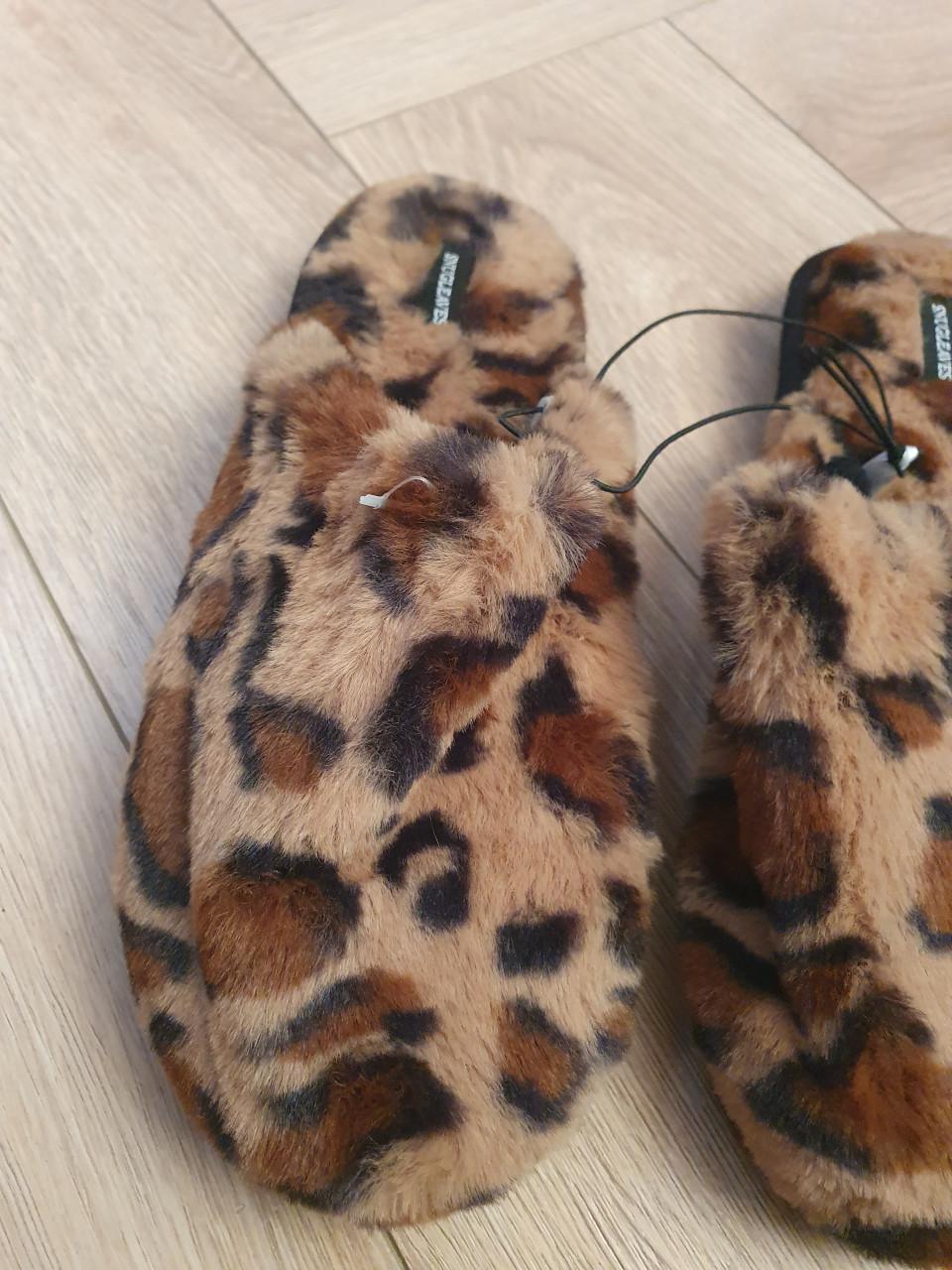 Snug Leaves dames sloffen | panterprint | nieuw | maat 36-37