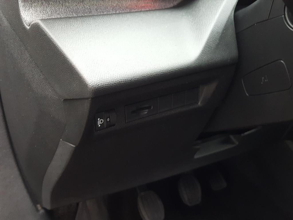 Peugeot 308 sw 1.2 puretech 130pk allure pack business 2d cockpit | apple c