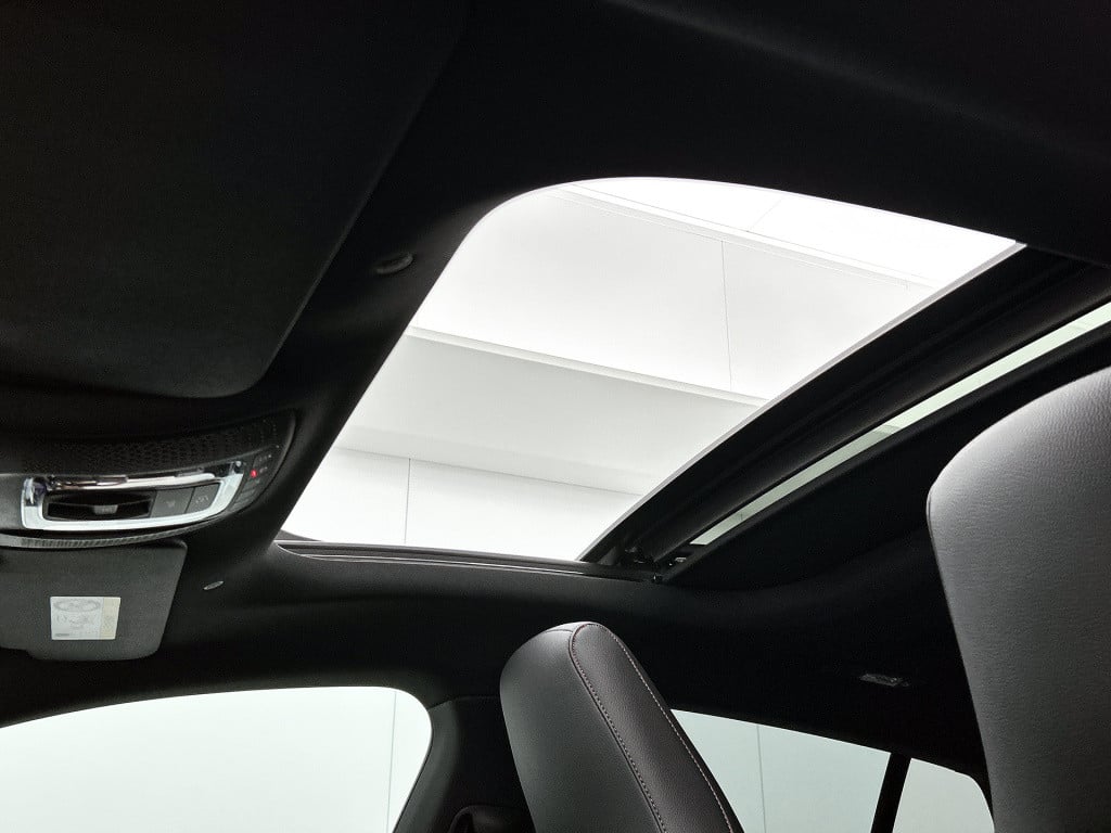 Mercedes-Benz Cla shooting brake 250 e business solution amg | trekhaak | n