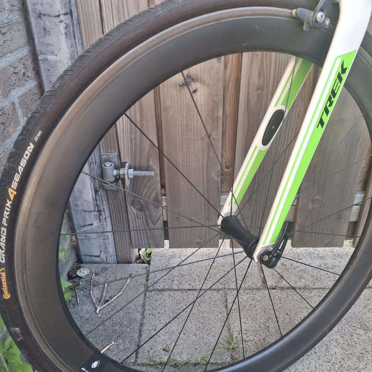 Trek Madone 2.3