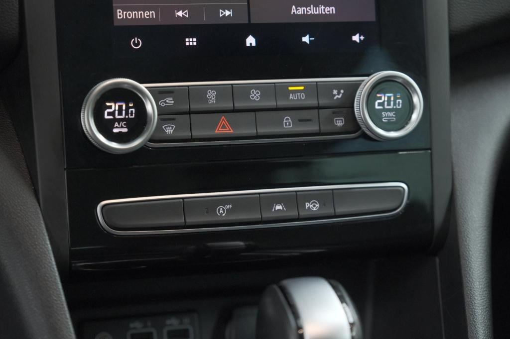 Renault Megane tce 140 edc techno | dodehoekdetectie | camera | 9.3 inch gr