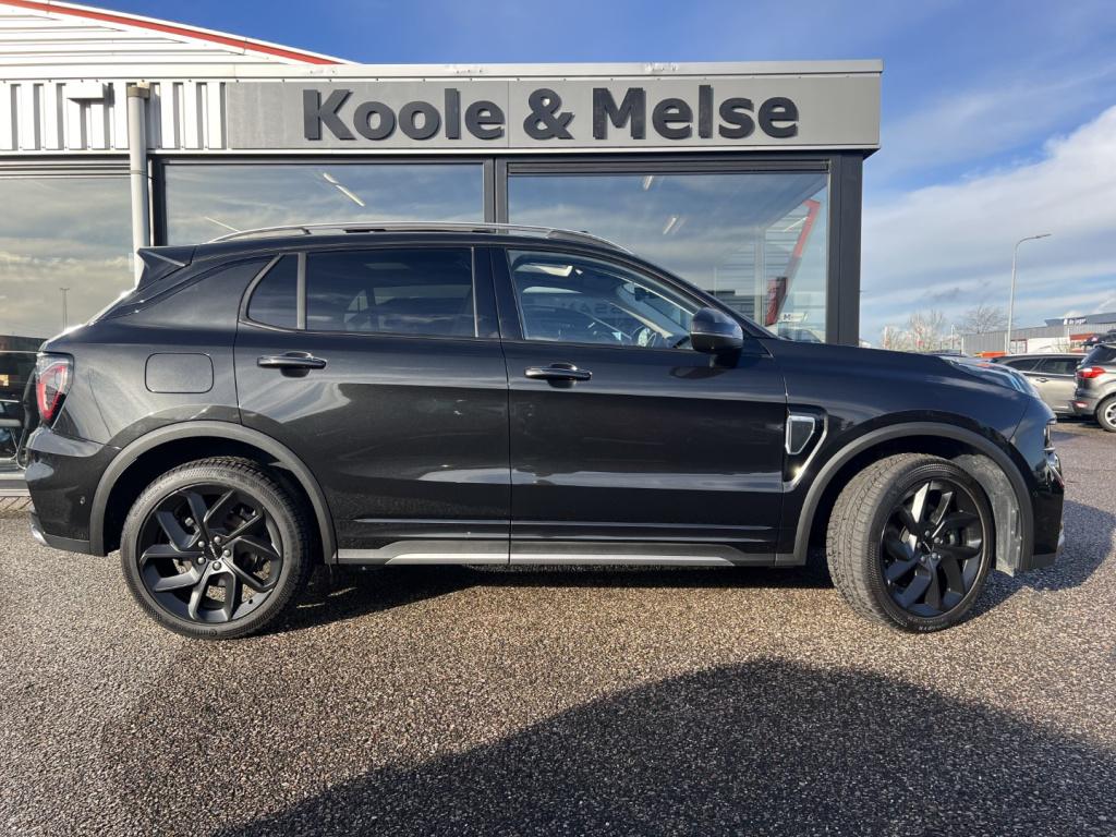 Lynk & Co 01 1.5td 261pk plug in hybrid black edition , pano dak , 360gr ca