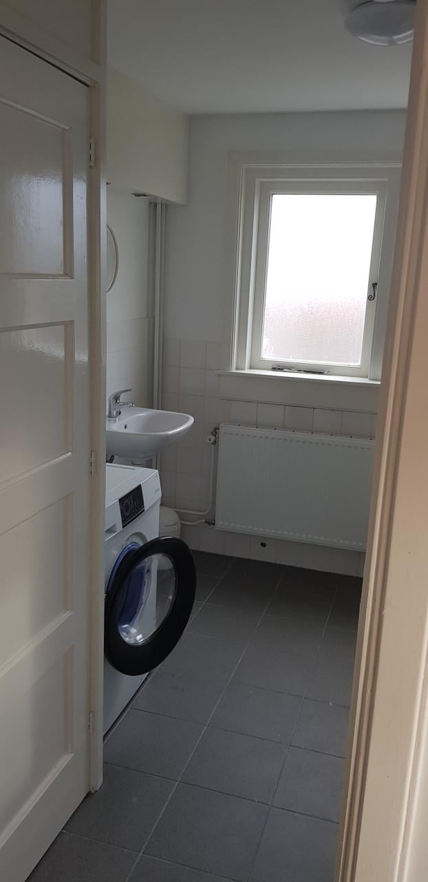 Te huur ruime kamer centrum Goes 17m2