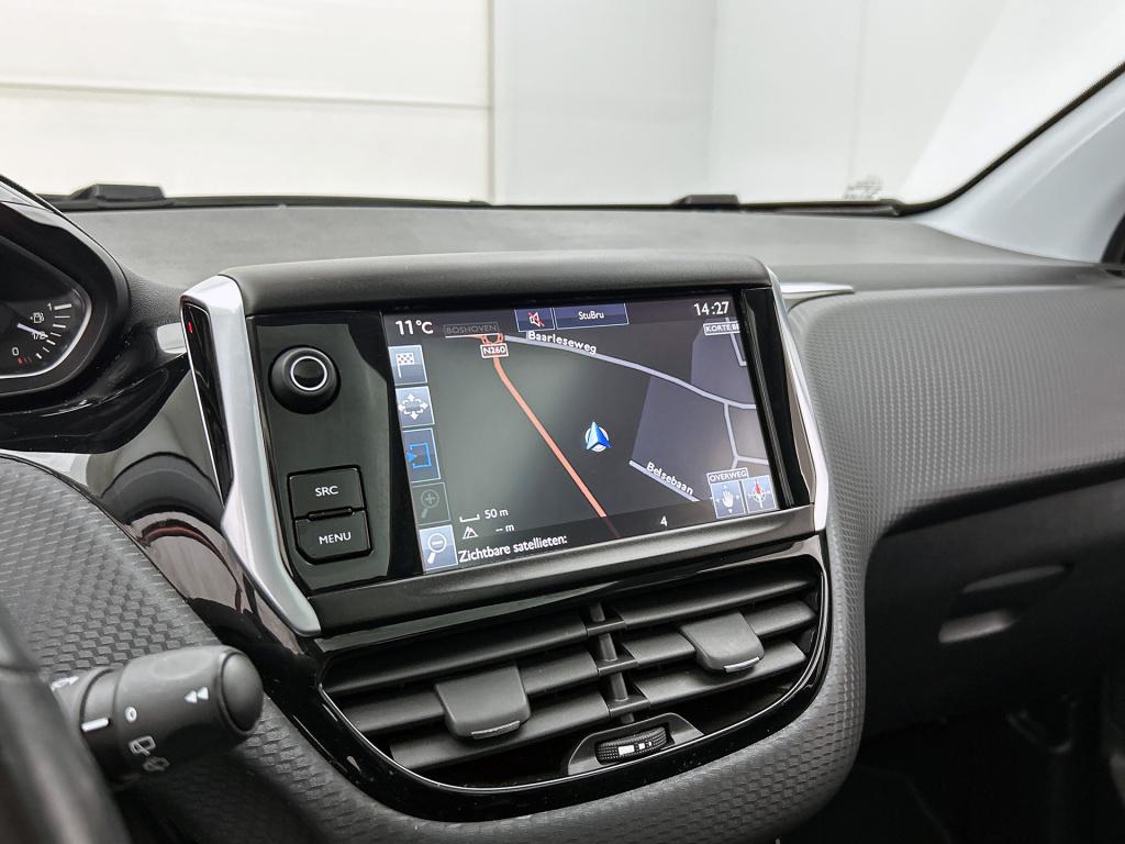 Peugeot 208 110 pk allure | rijklaar | panoramadak | lederen bekleding! | a