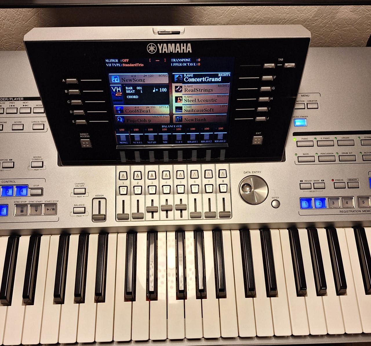 Yamaha keyboard Tyros 5 XL 76 toetsen