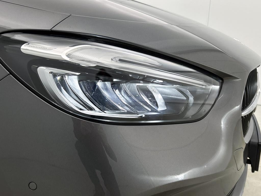 Mercedes-Benz B-Klasse 180 business line | elektrisch bedienbare achterklep