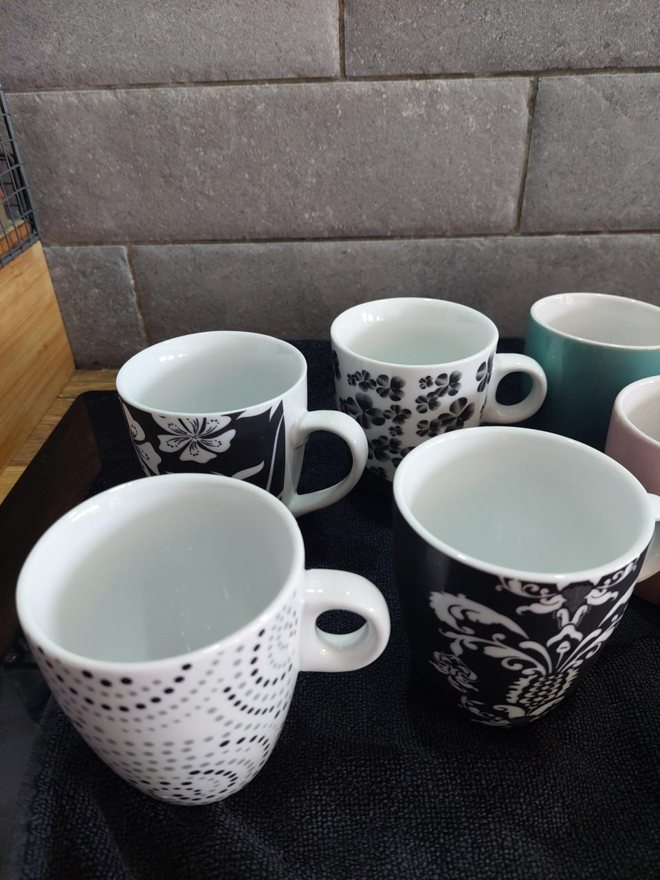 Grote set met mokken