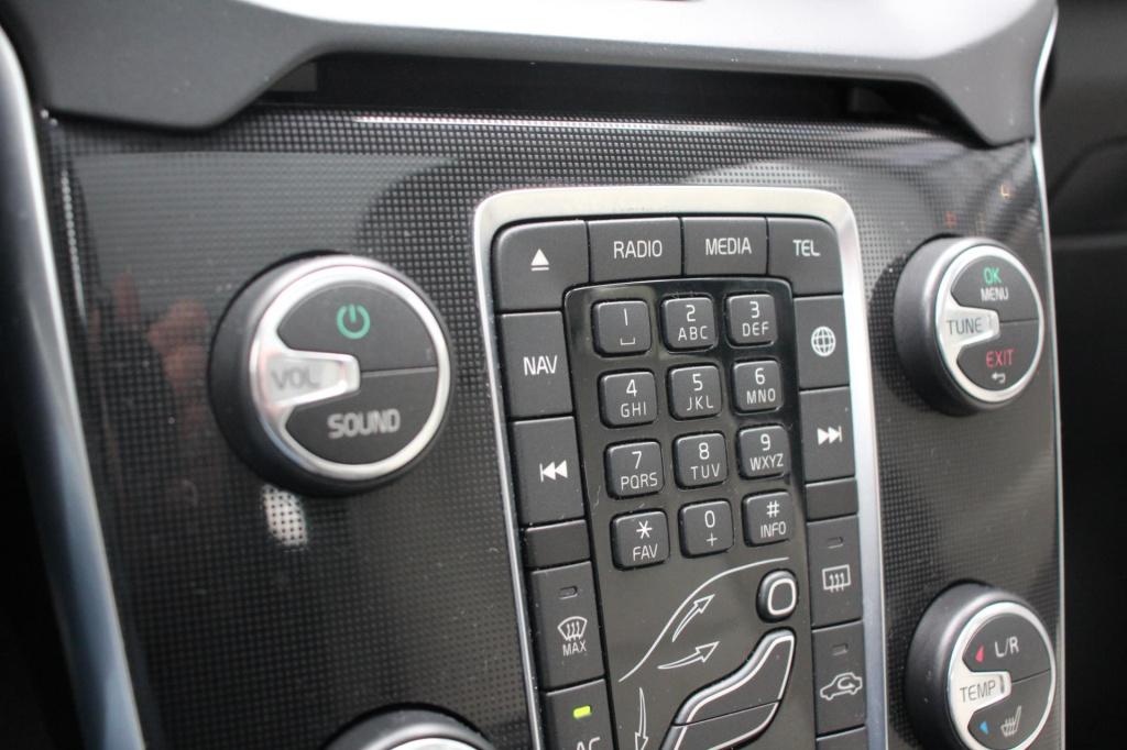 Volvo V40 1.5 t2 signature edition - leder - automaat - panoramadak - camer