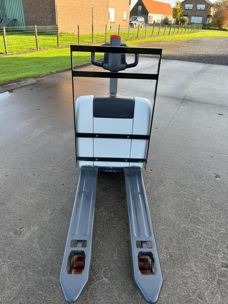 Stihl elektrische palletwagen