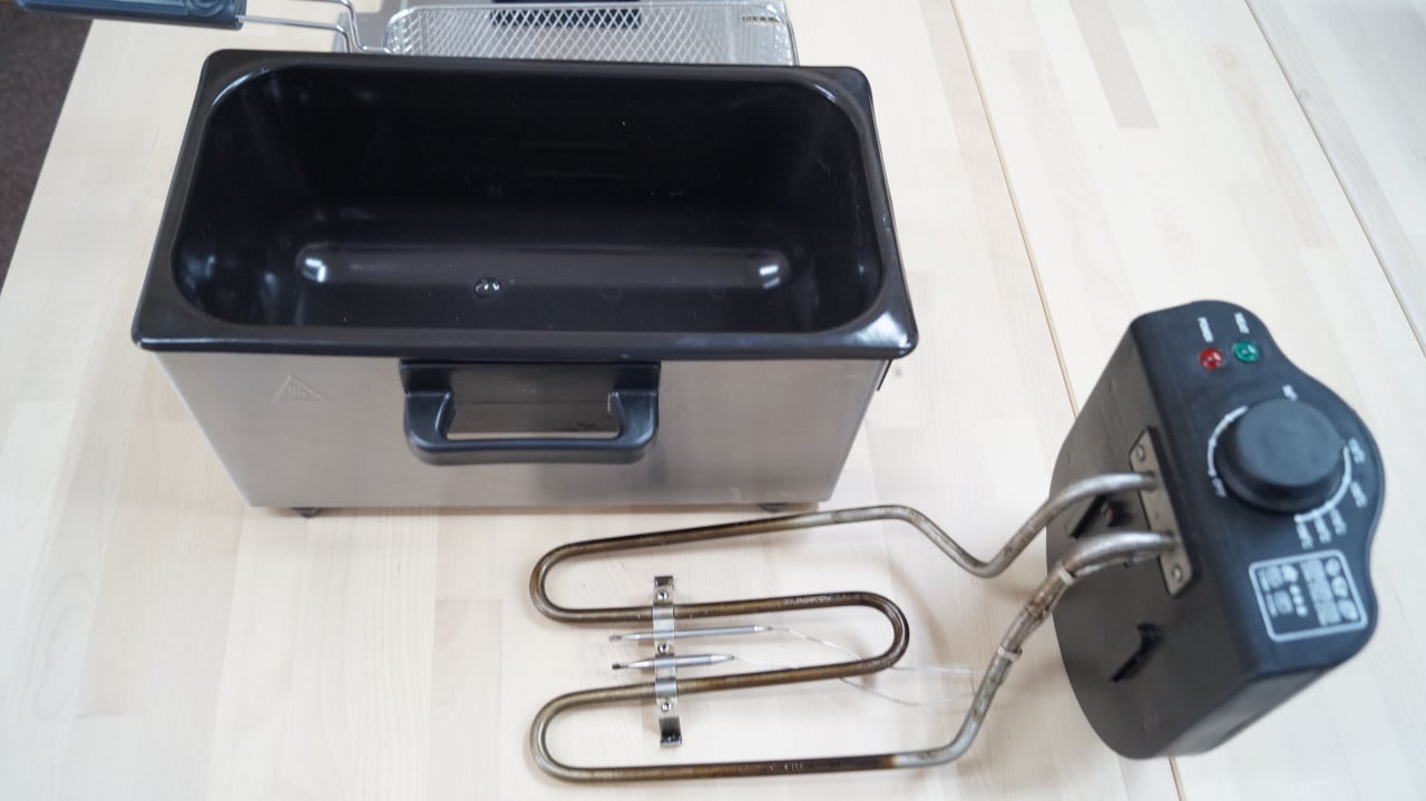 Home essentials (Tristar) friteuse 2000W 3 liter