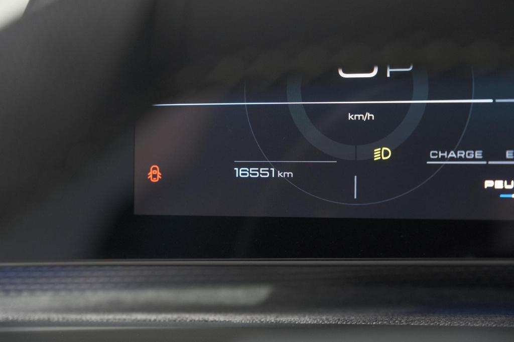 Peugeot 5008 1.2 hybrid 136 gt 7p | 360 camera | panoramadak | elektrische 