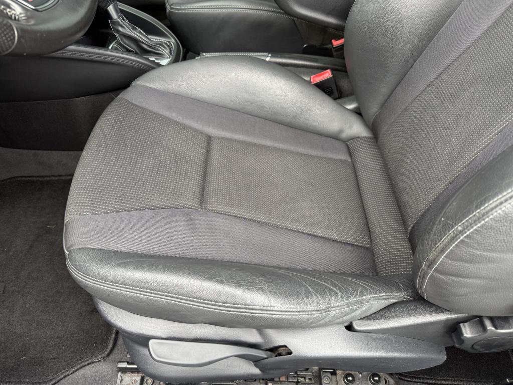 Audi A1 1.4 tfsi 150pk automaat ambition s-line business 3-drs