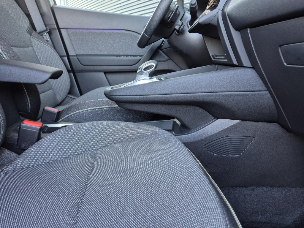Renault Captur 1.3 mild hybrid 160 edc automaat techno nieuw model, 160pk!,