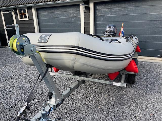 Boot Admiral 320 met Yamaha 8 Pk en Trailer