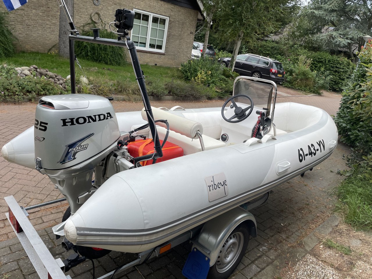 4mtr RIB allu.V-bodem +25pk Honda BB