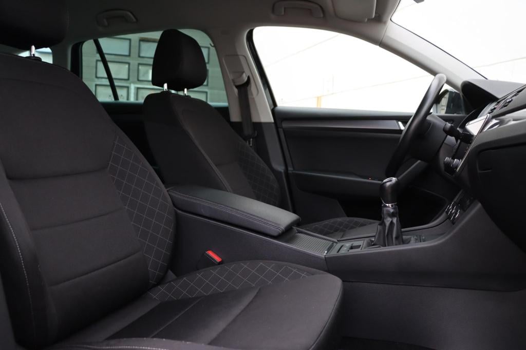 Skoda Superb combi 1.4 tsi act style business