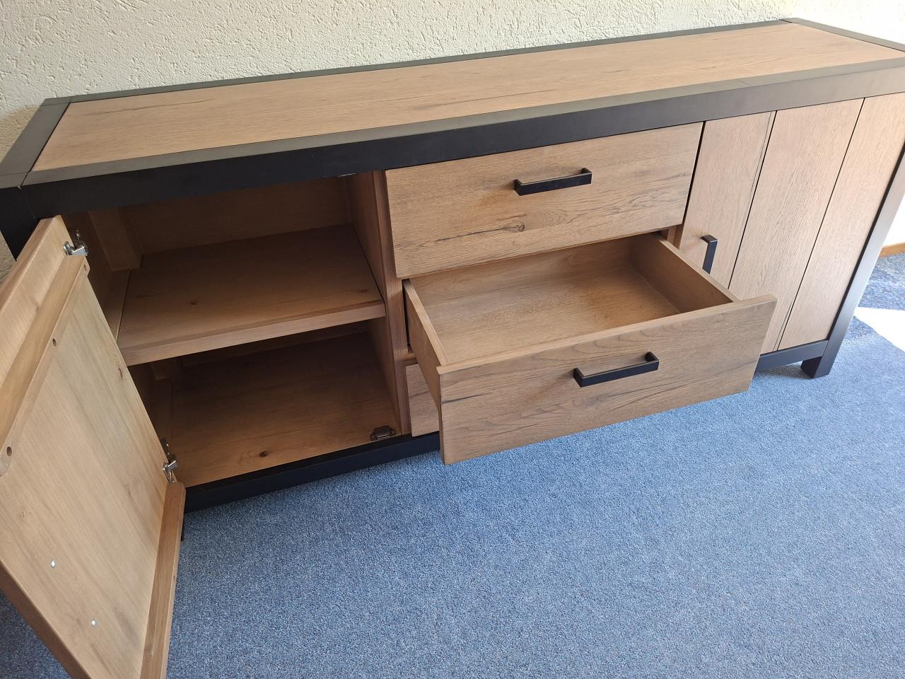 Prachtig dressoir