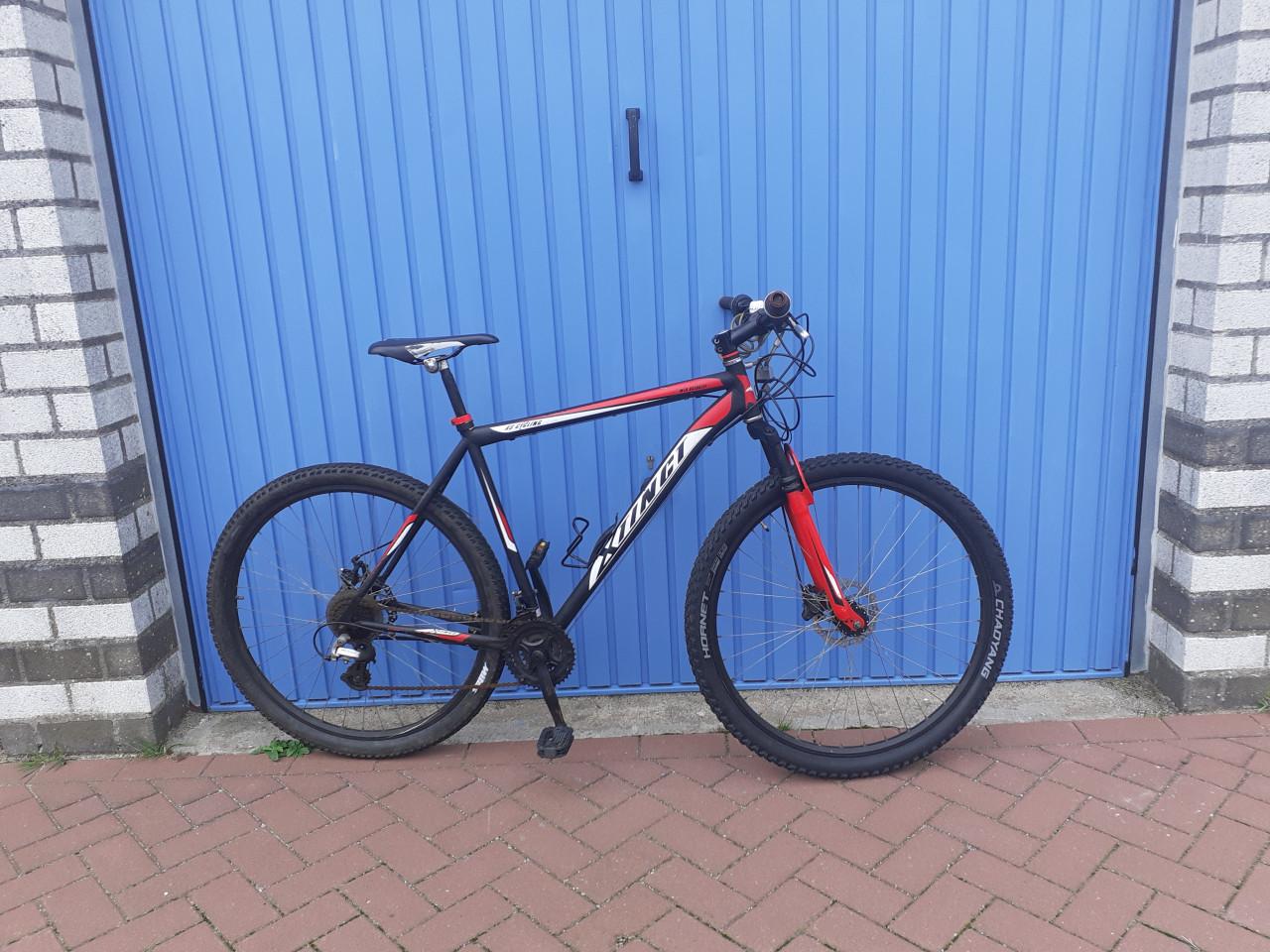 Lage Moutainbike merk ZONIX - maat  M.....& .....Diverse MTB 's