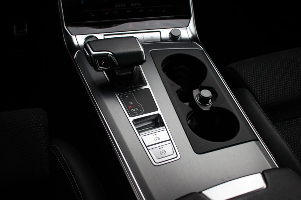 Audi A6 avant 55 tfsi e quattro competition s-line | pano. | 360 camera | h