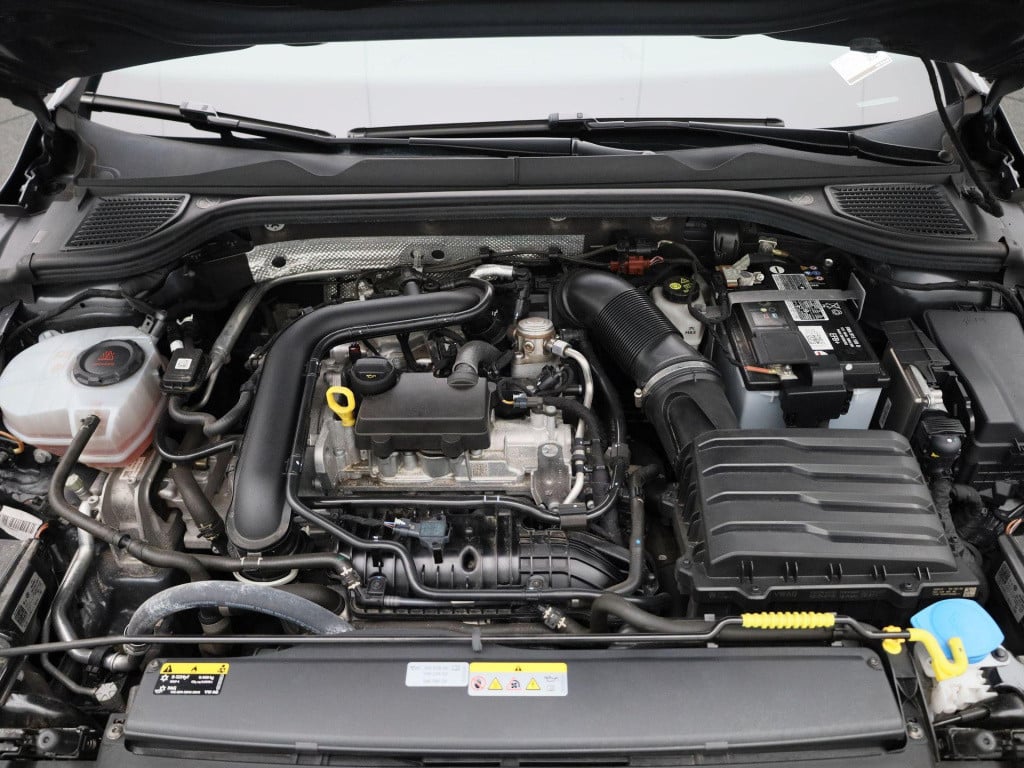 Volkswagen Golf variant 1.0 tsi life | lmv | parkeer sensoren | virtual coc