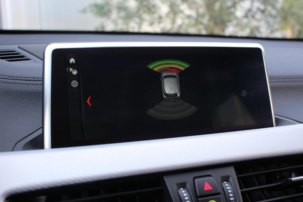 BMW X2 sdrive20i m-sport automaat - led - elek kofferklep - trekhaak - head