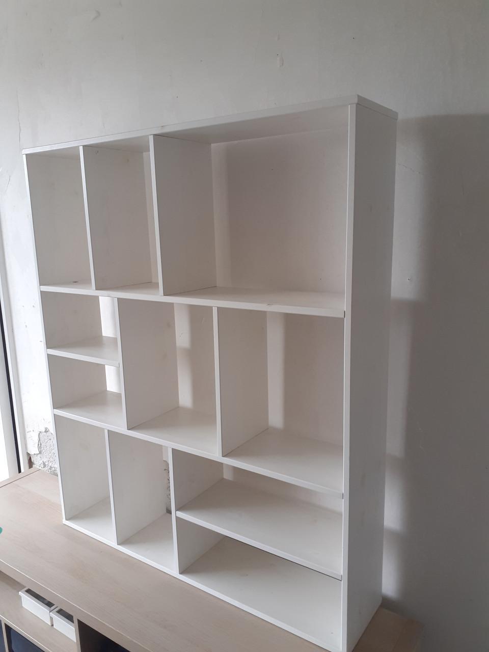 Vakkenkast hout whitewash