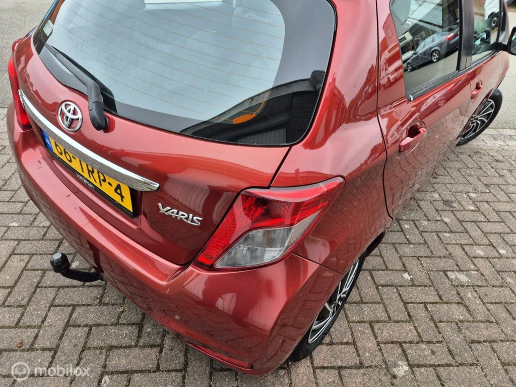 Toyota Yaris 1.0 vvt-i aspiration / camera / trekhaak / origineel nl
