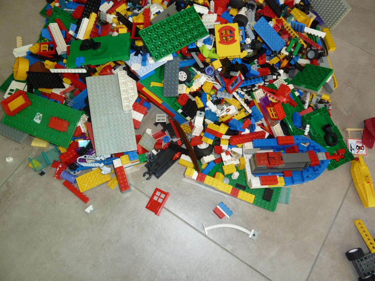 Heel veel lego blokjes
