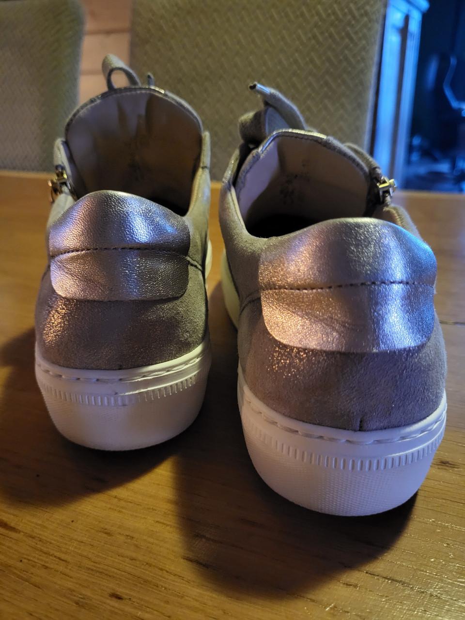 Diverse schoenen/sandalen