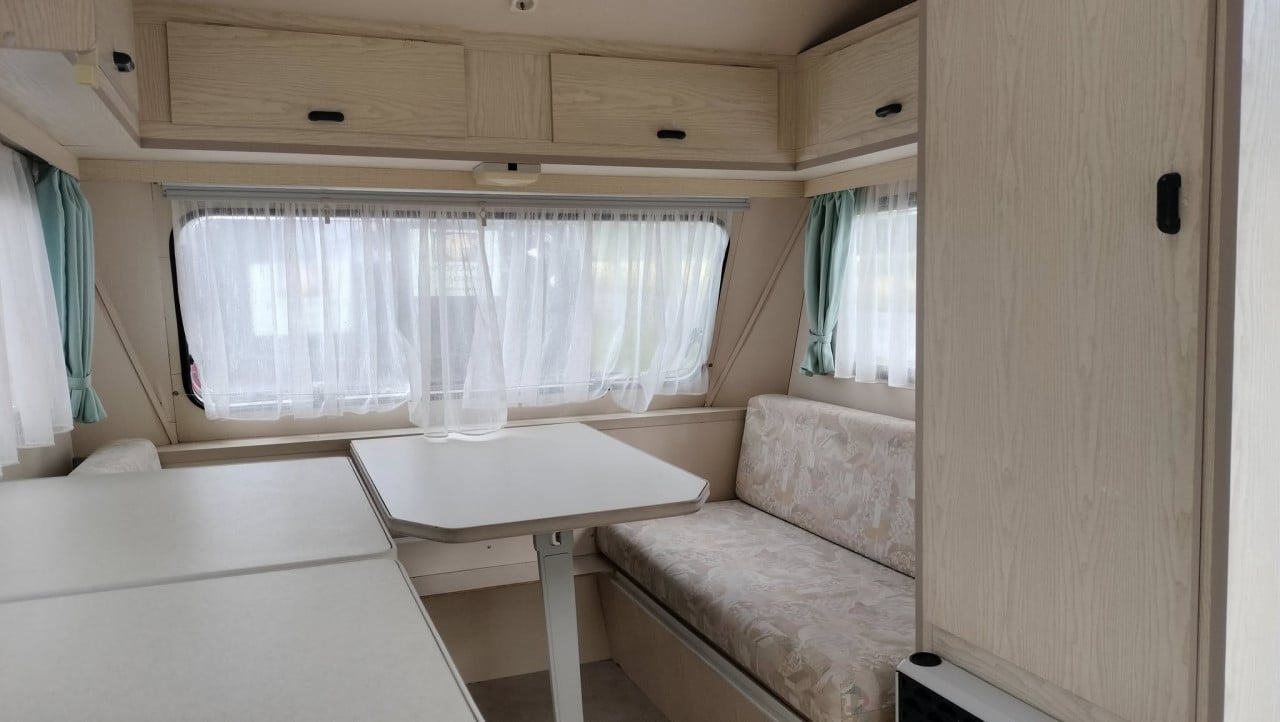 Avento 315 (1994) met mover en voortent