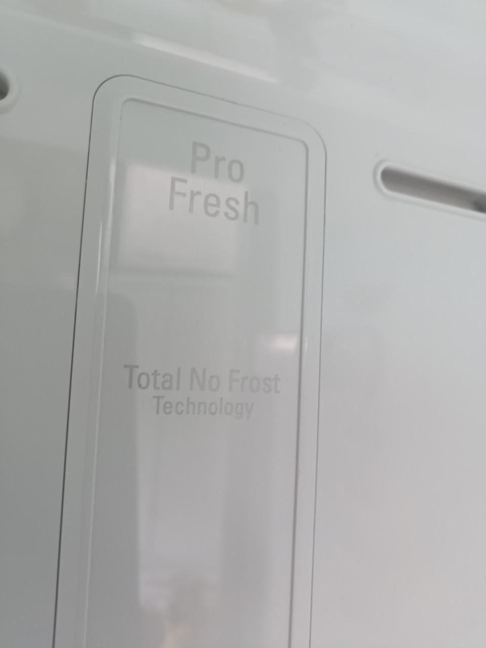Bauknecht vrijstaande Koel-vriescombinatie No-Frost RVS-look