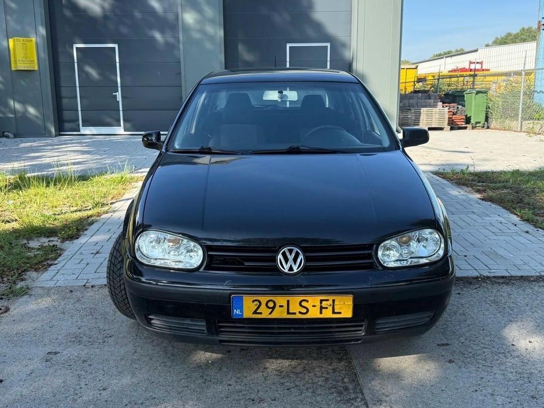 Volkswagen Golf 1.6-16V FSI Ocean Jaar apk