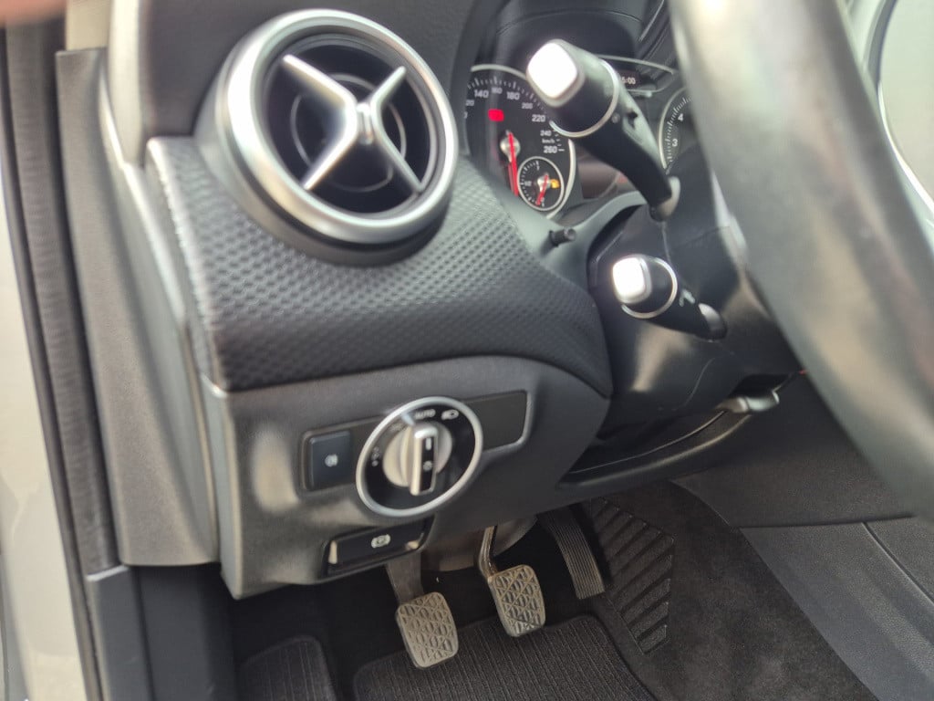 Mercedes-Benz A-Klasse 160 ambition