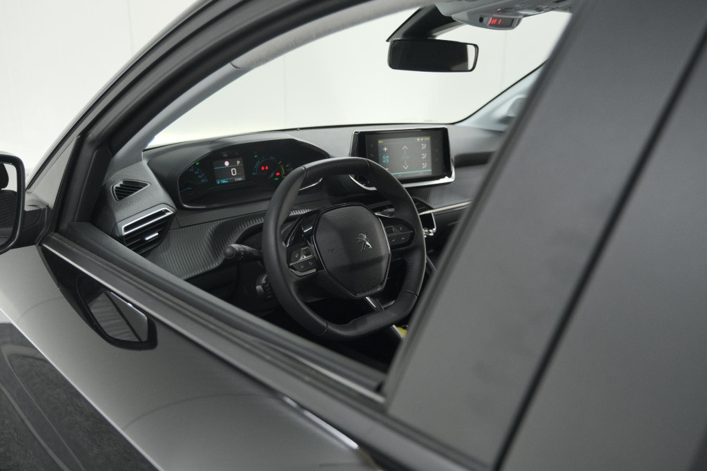 Peugeot 208 ev active pack 50 kwh | apple carplay | parkeersensoren | navig