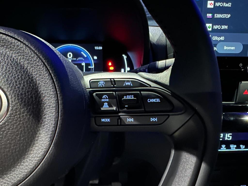 Toyota Yaris Cross 1.5 hybrid 130 dynamic *acc*winterpakket*camera*17inch*c