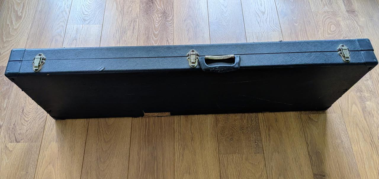 Degelijke koffers voor de basgitaar
