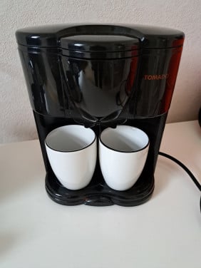 Compacte koffie zetter voor 2 kopjes