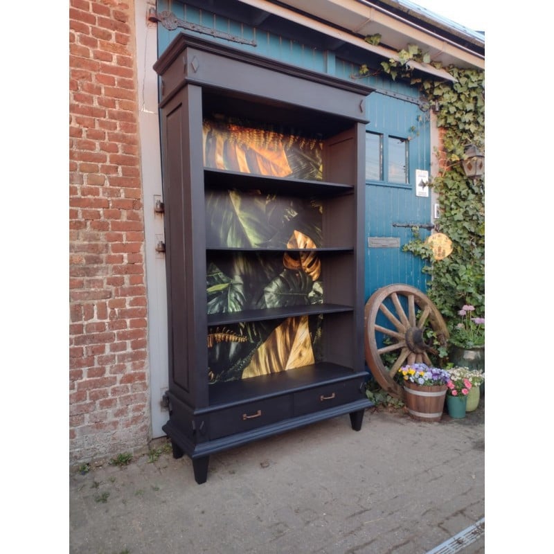 Boekenkast met toffe print