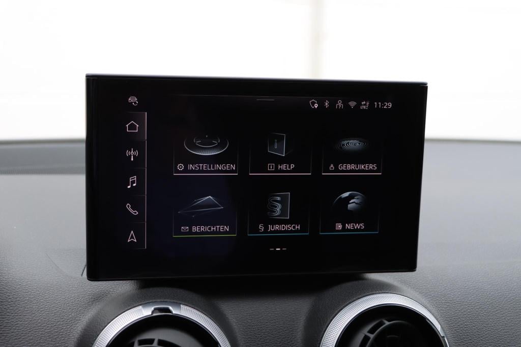 Audi Q2 35 tfsi s edition 150pk s tronic s-line | stoelverwarming | camera 