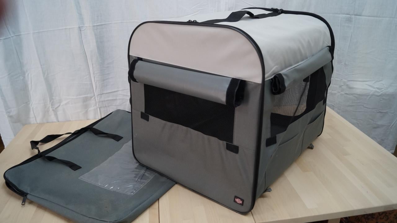 Trixie opvouwbare bench met beschermhoes voor kleine / middelgrote hond.