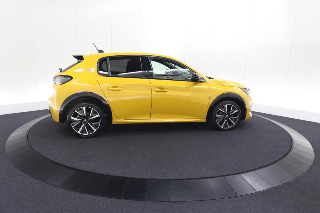 Peugeot 208 puretech 100 eat8 gt-line | camera | keyless entry | navigatie 