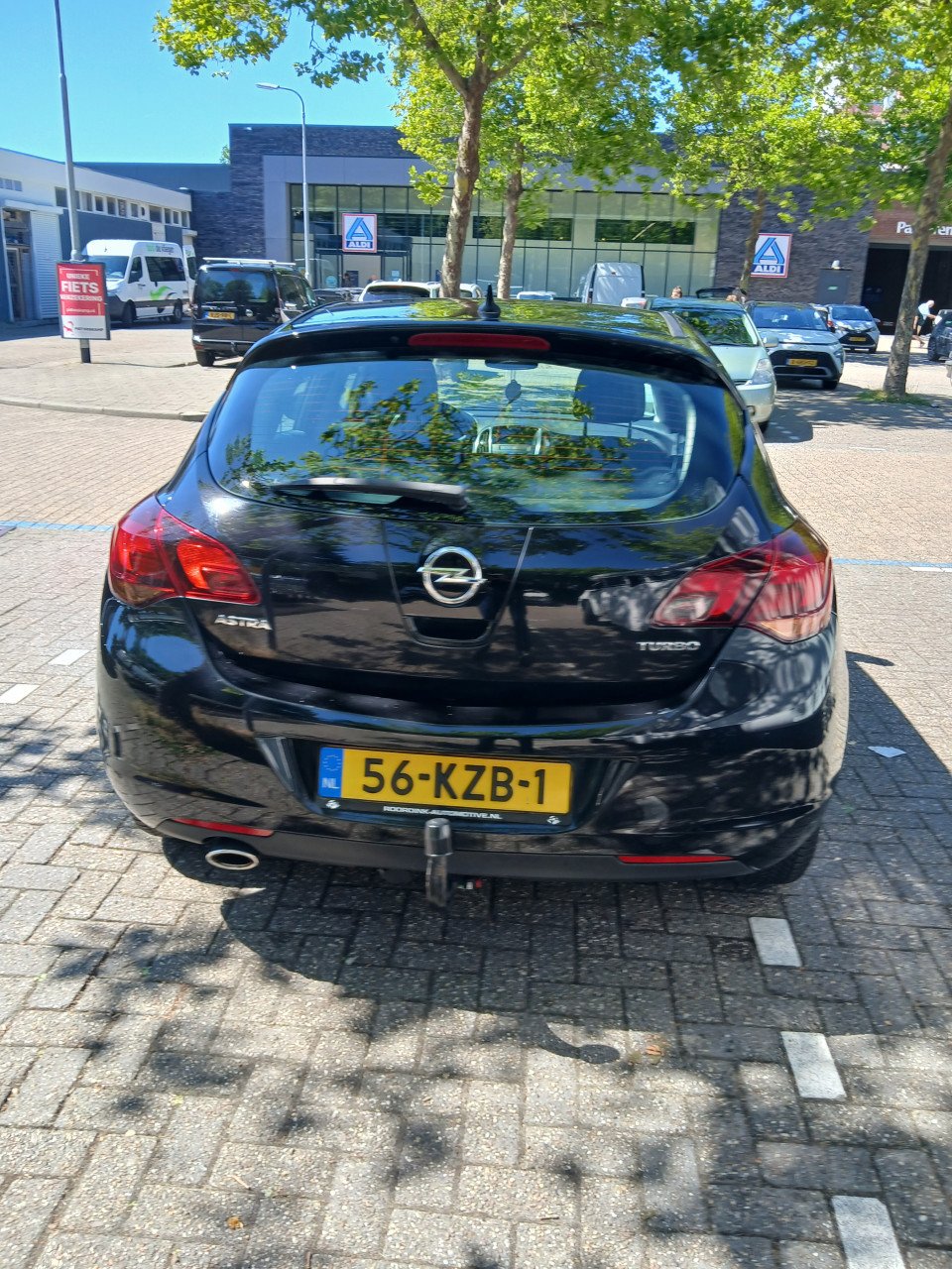Opel Astra 1.4 Turbo-2010-Airco-navigatie L.M.velg-L.M. velg+opties-4800,=