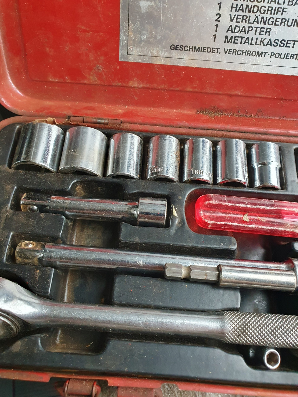 Mooi 21 delig dopsleutelset duitse kwaliteit in metalen kist...