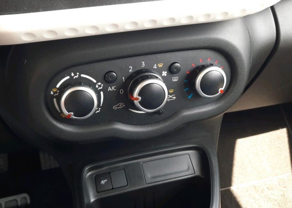 Renault Twingo 1.0 sce collection