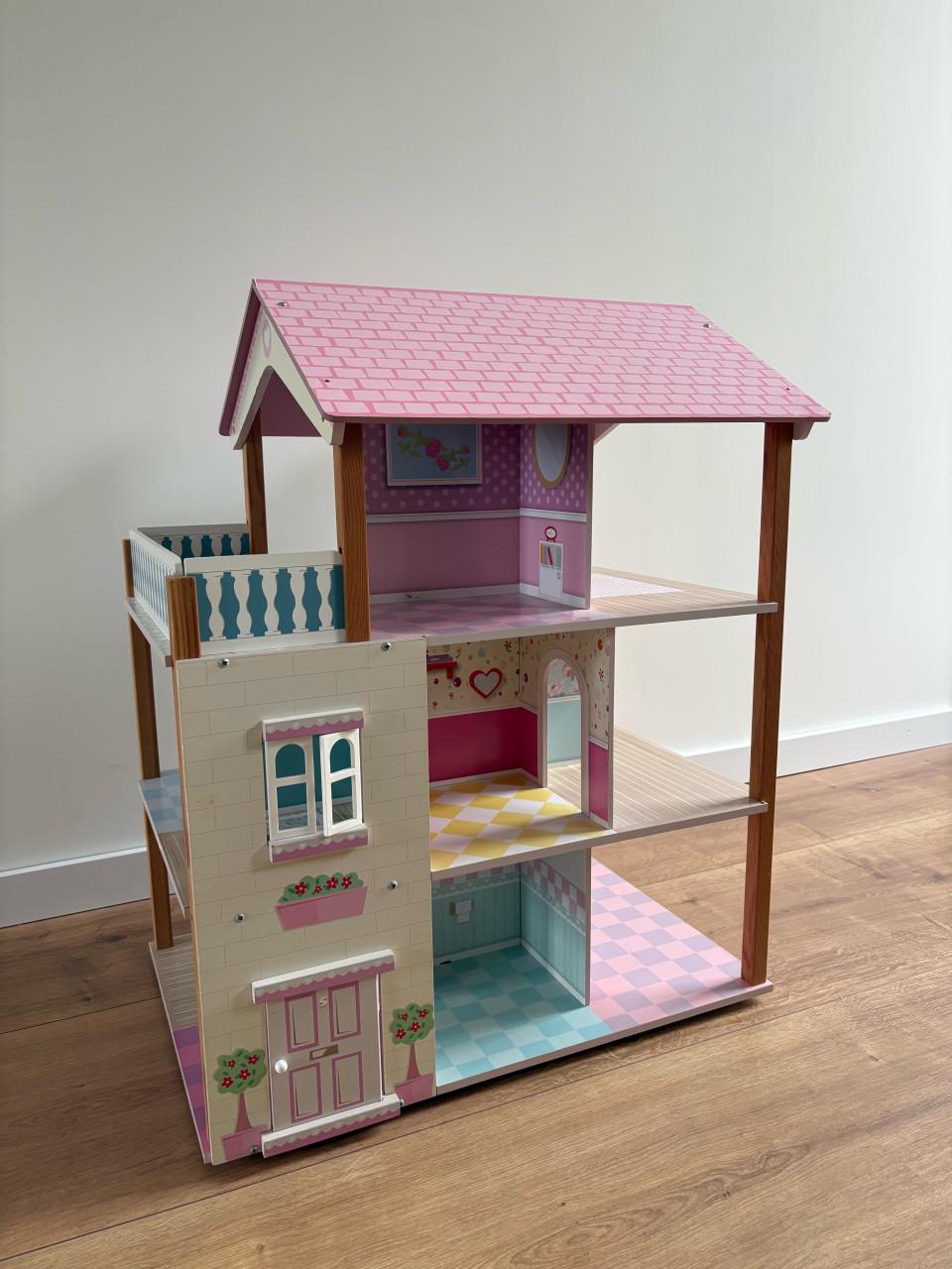 Groot poppenhuis
