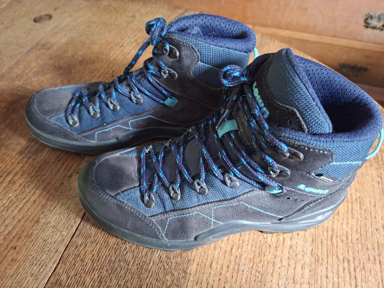 Lowa wandelschoenen maat 39