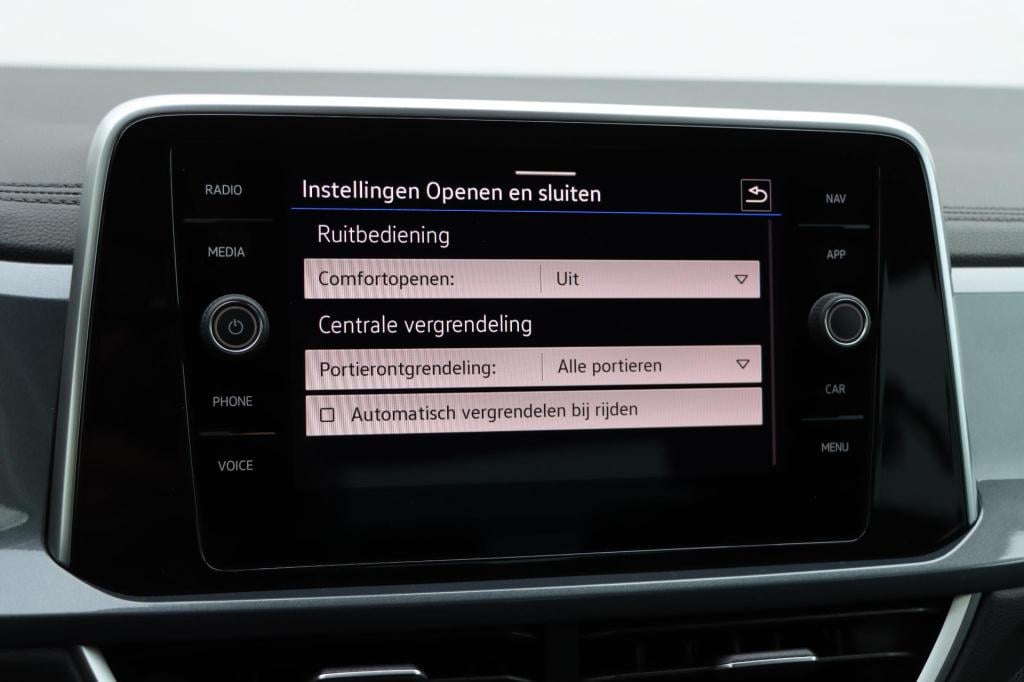 Volkswagen T-roc 1.5 tsi style 150pk dsg7