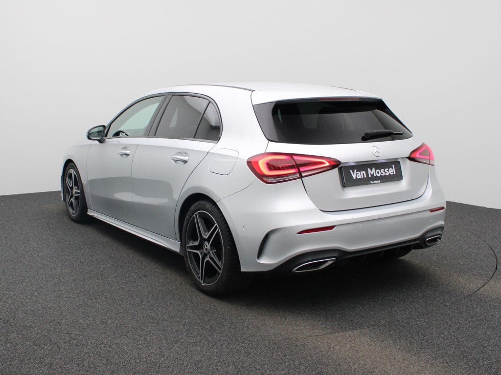 Mercedes-Benz A-Klasse 180 business solution amg | automaat | half leder | 