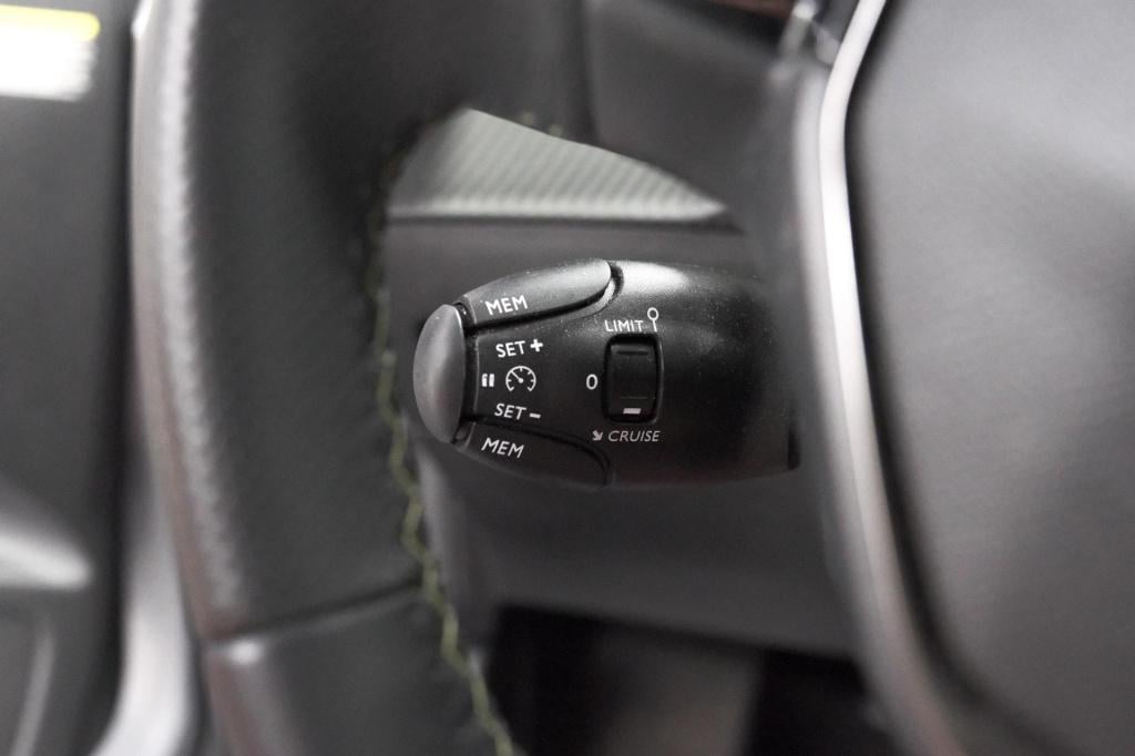 Peugeot 208 ev gt 54 kwh | 95,7% soh | 11 kw lader | 360 camera | alcantara