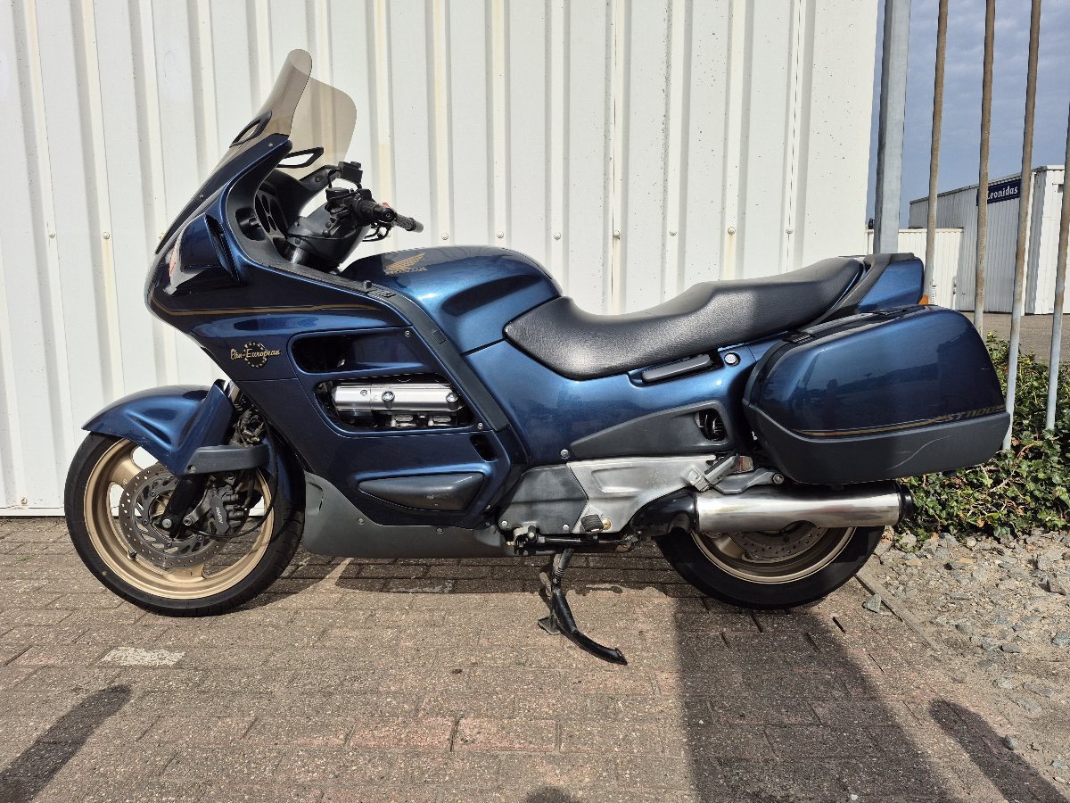Honda Pan European ST1100 abs uit 2002